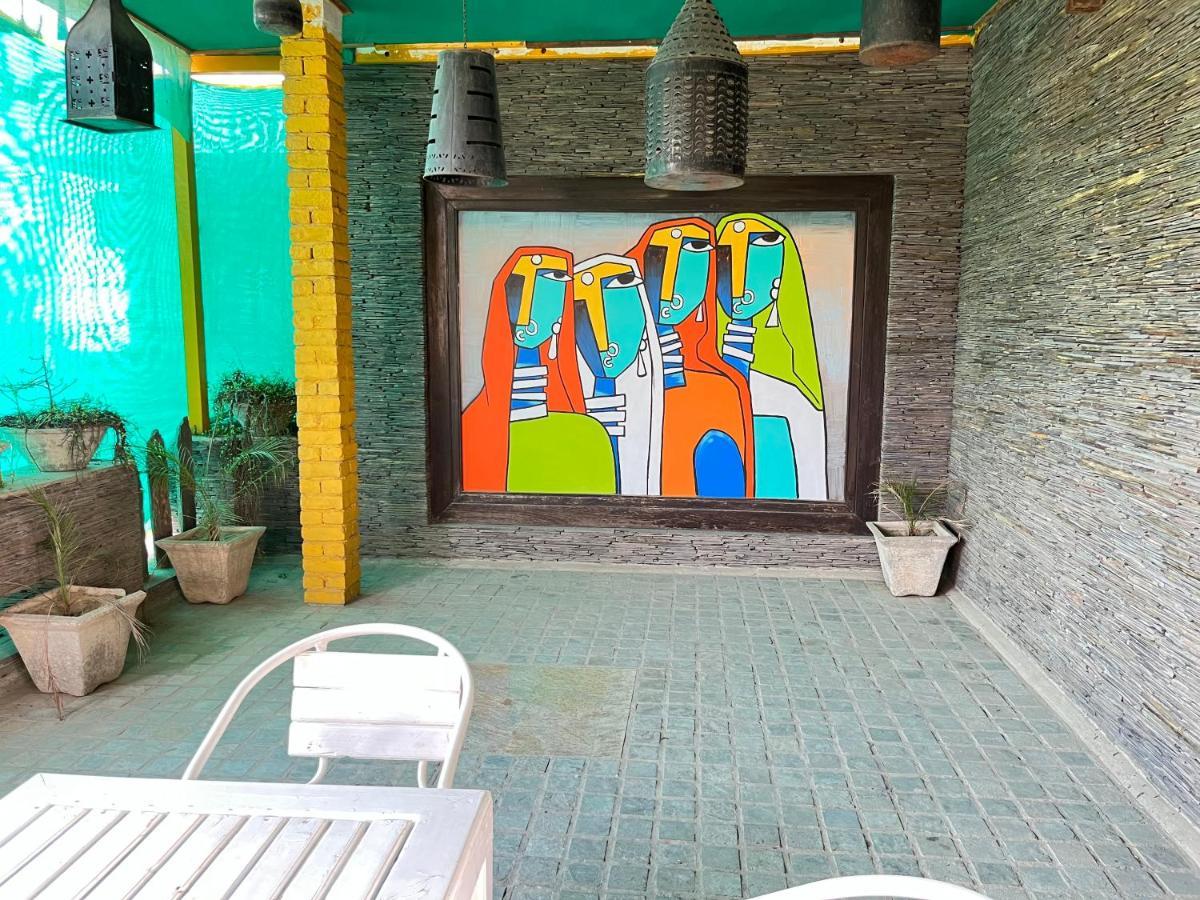 Aakritii Hotels Gurgaon Dış mekan fotoğraf