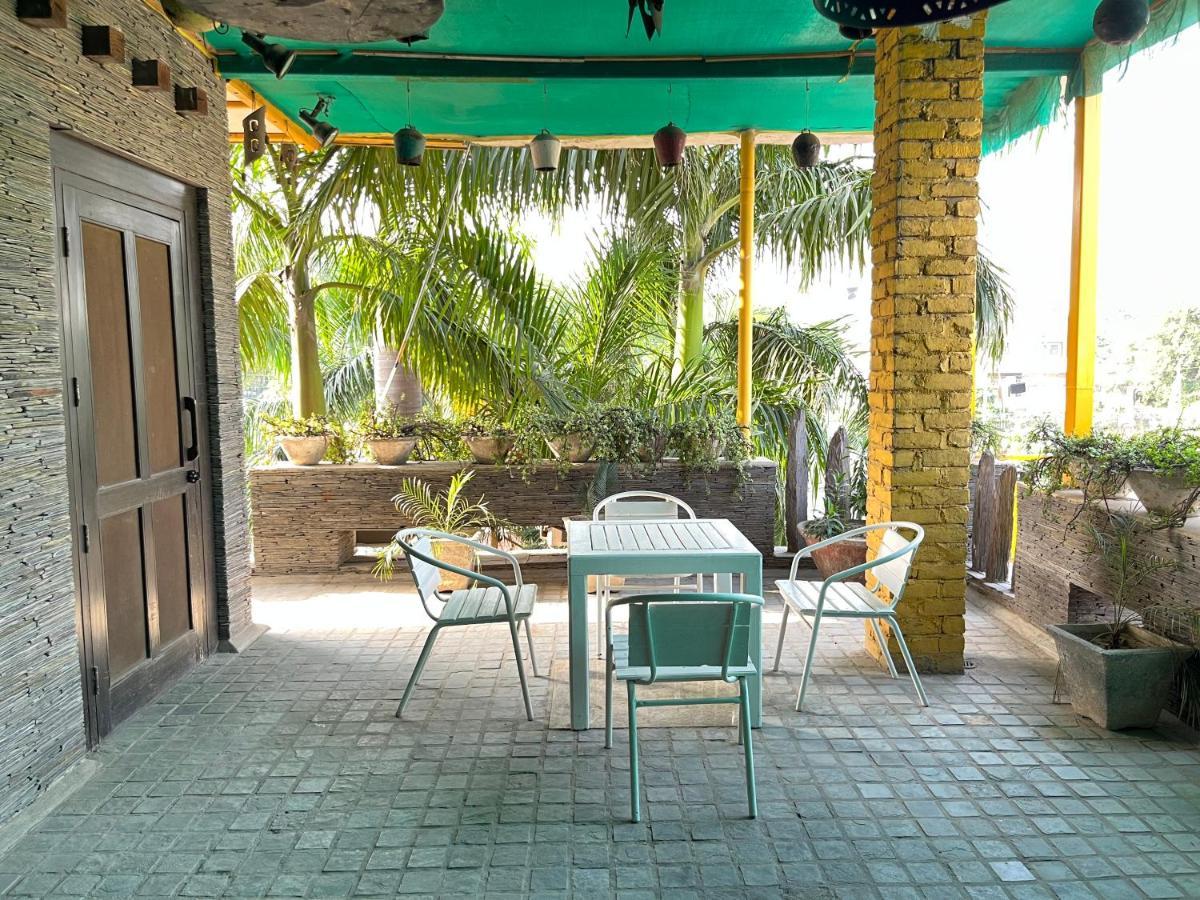 Aakritii Hotels Gurgaon Dış mekan fotoğraf